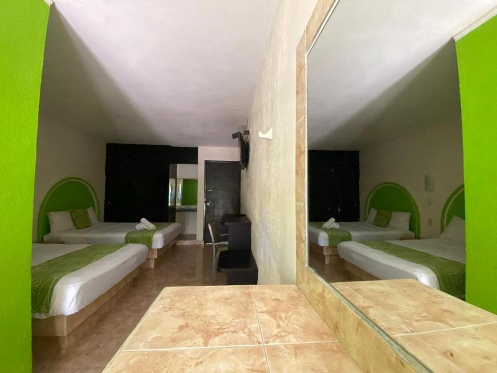 Hc International By R&T Hotell Cancún Eksteriør bilde