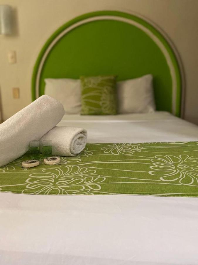Hc International By R&T Hotell Cancún Eksteriør bilde